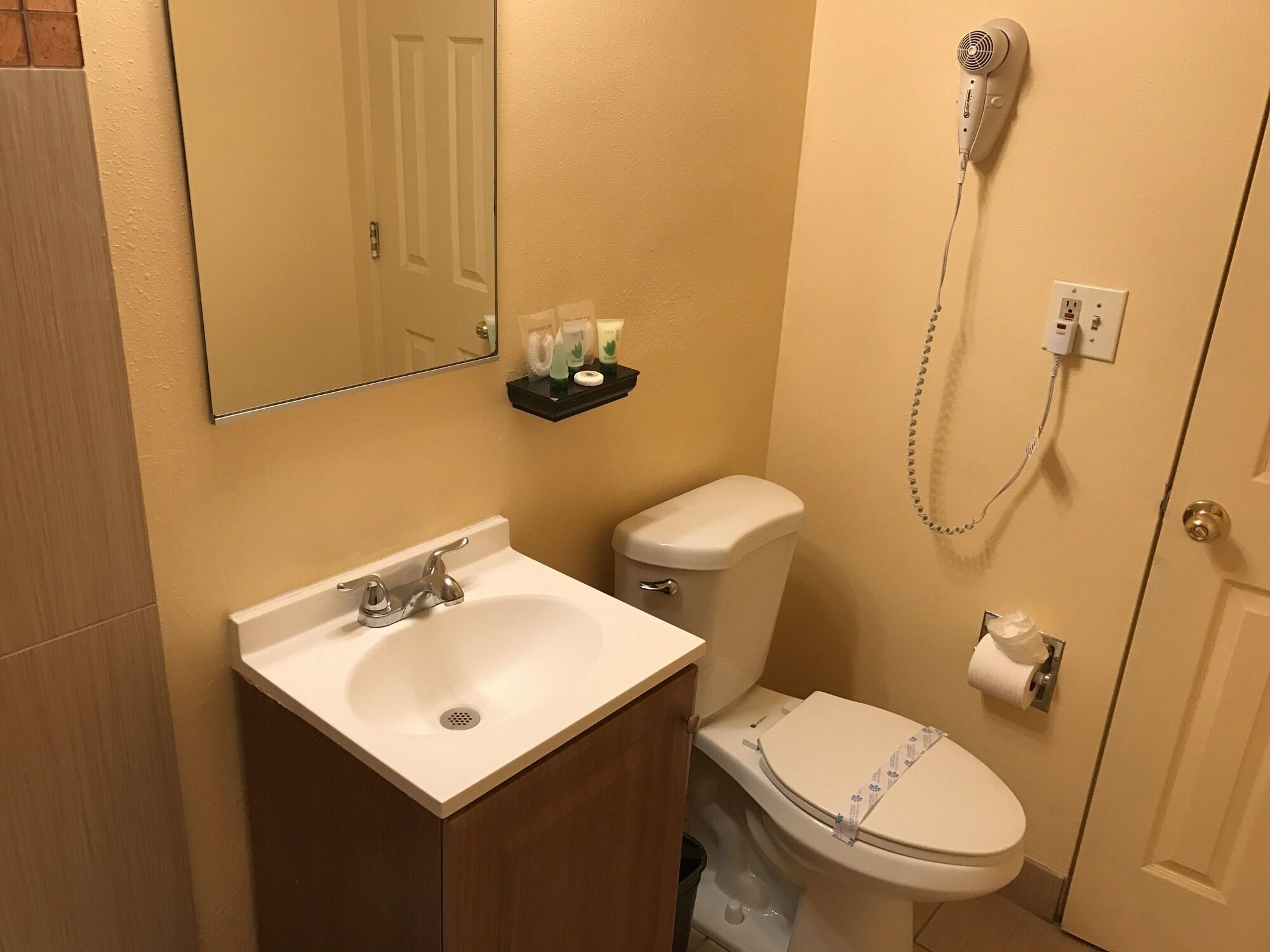 Budget Inn Of America Medford Bagian luar foto