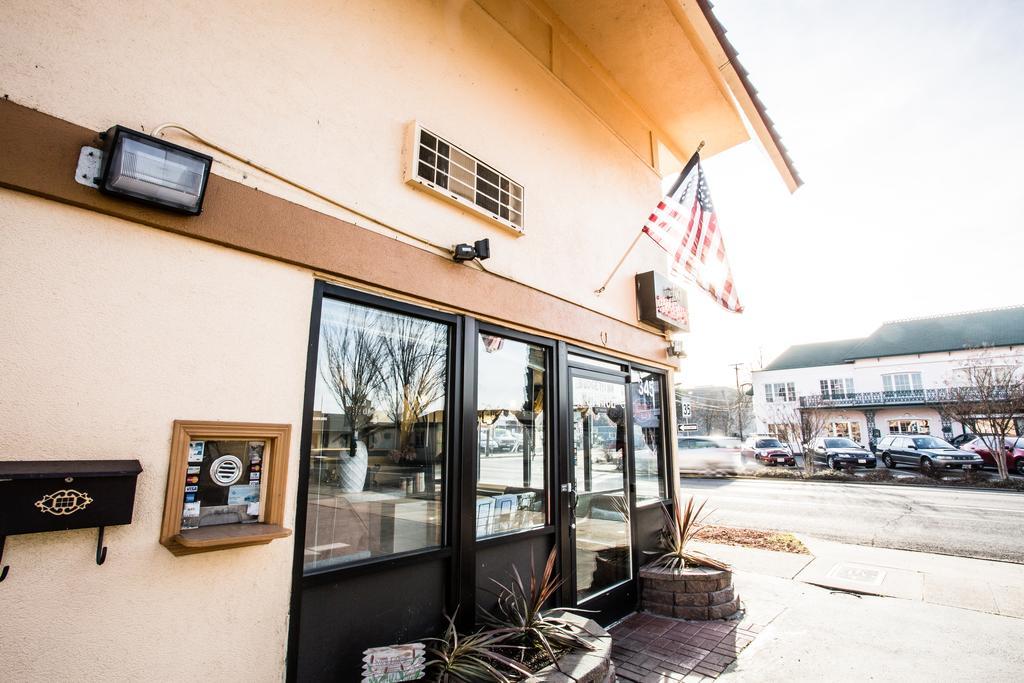 Budget Inn Of America Medford Bagian luar foto