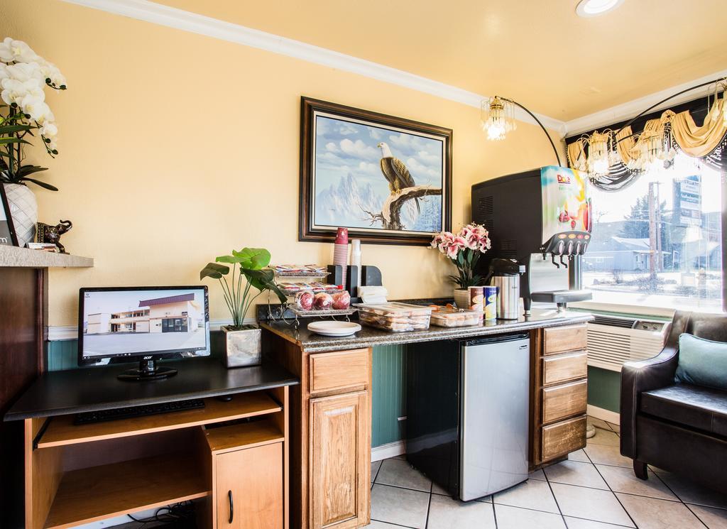 Budget Inn Of America Medford Bagian luar foto
