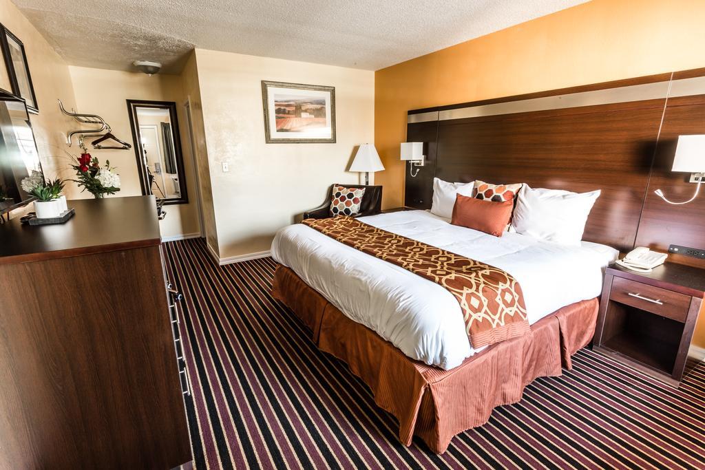 Budget Inn Of America Medford Bagian luar foto