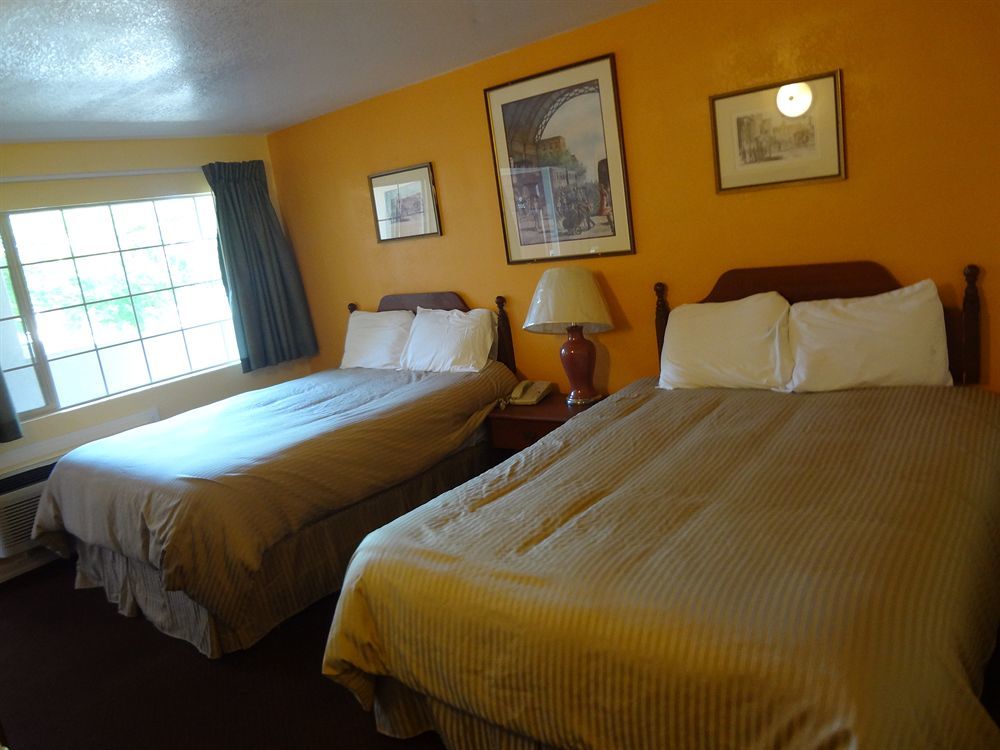 Budget Inn Of America Medford Bagian luar foto